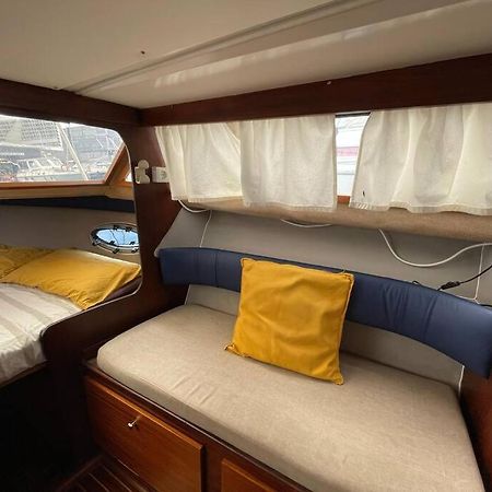 Barco Acogedor - Cosy Boat - Barcelona Hotel Exterior photo